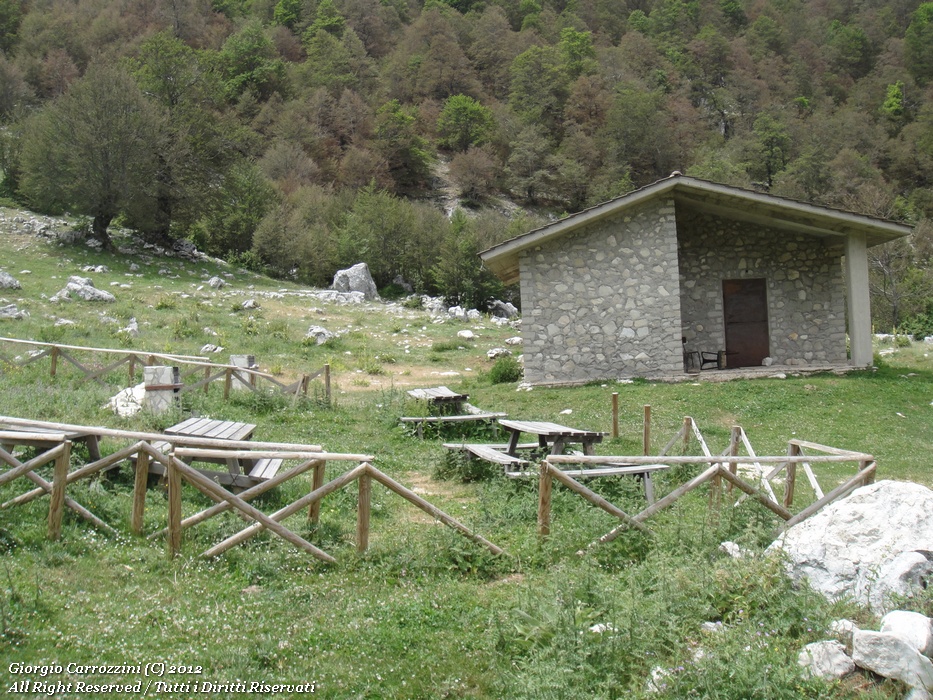 Monte Morrone (2141m) e Fonte della Vena