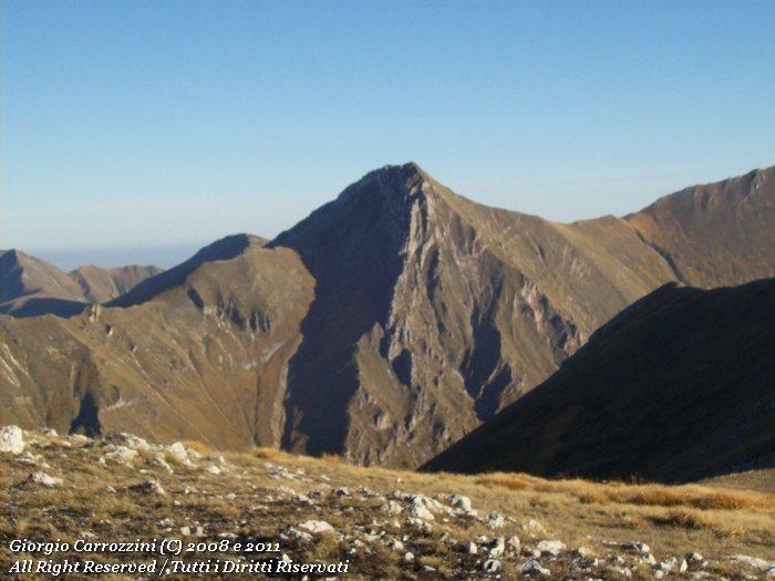Traversata da Frontignano a Monte Prata per il Passo Cattivo