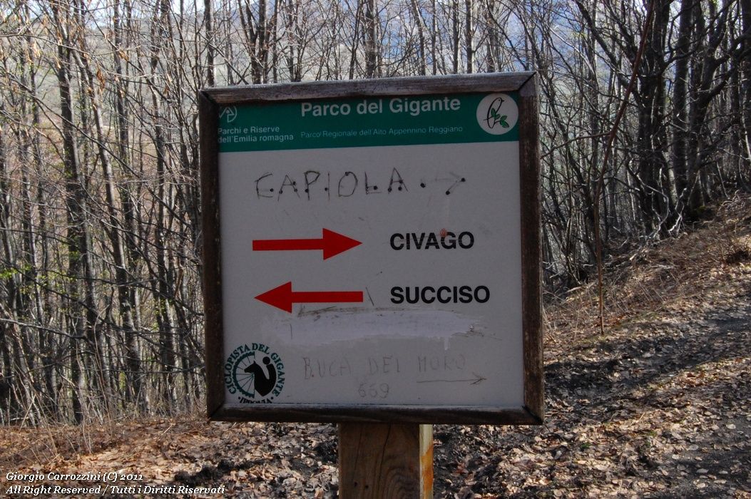 Dal Passo della Scalucchia alle Fonti di Capiola
