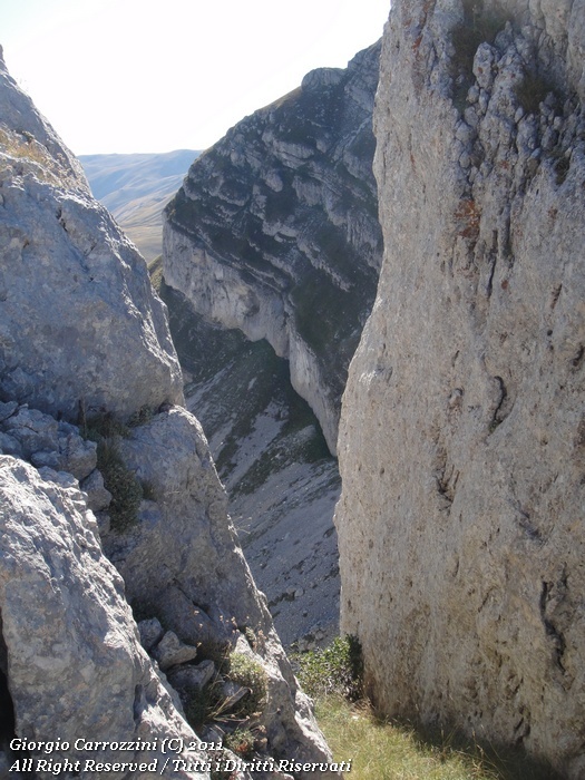 Serra di Rocca Chiarano (2262 m) e Rocca Chiarano (2175 m) da Passo Godi