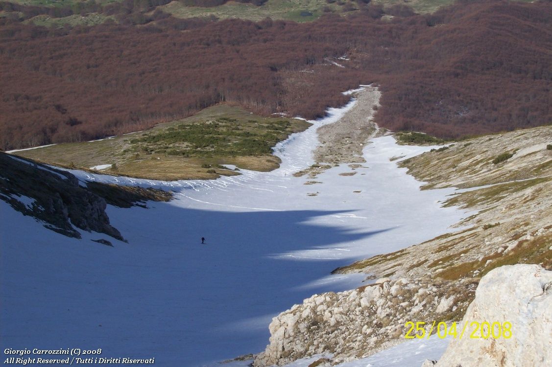 Monte Amaro (2793 m) per la Rava della Giumenta Bianca
