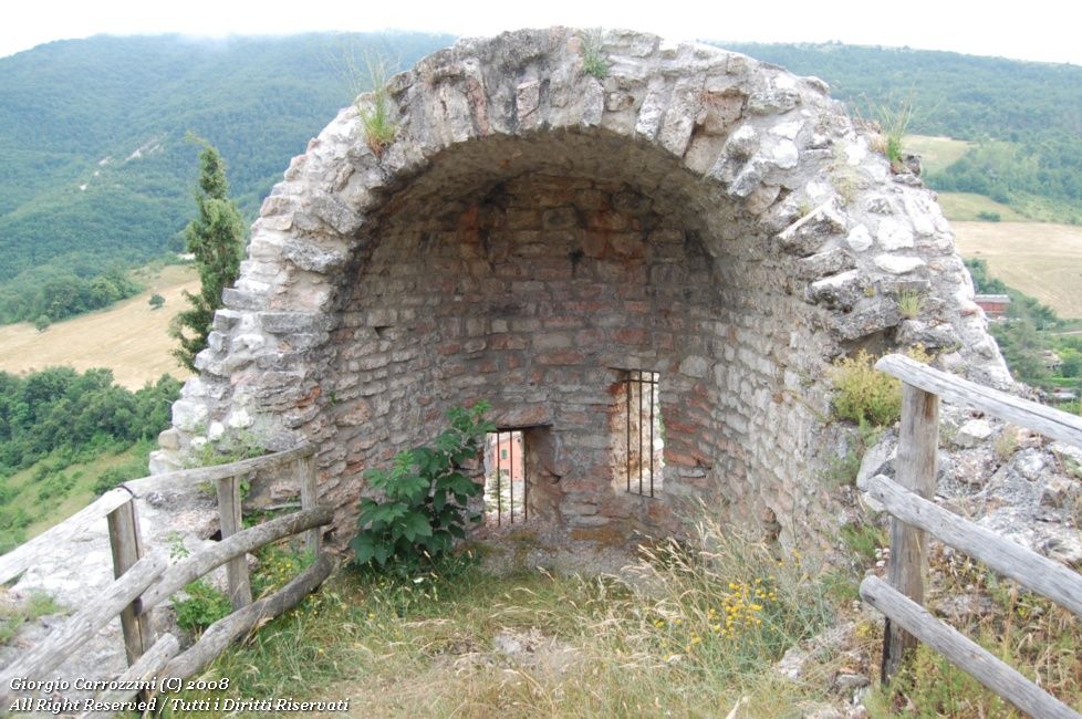Castello dei Magalotti di Fiastra