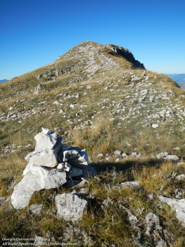 Serra di Celano (1921m) da Ovindoli per il Rifugio "La Serra"