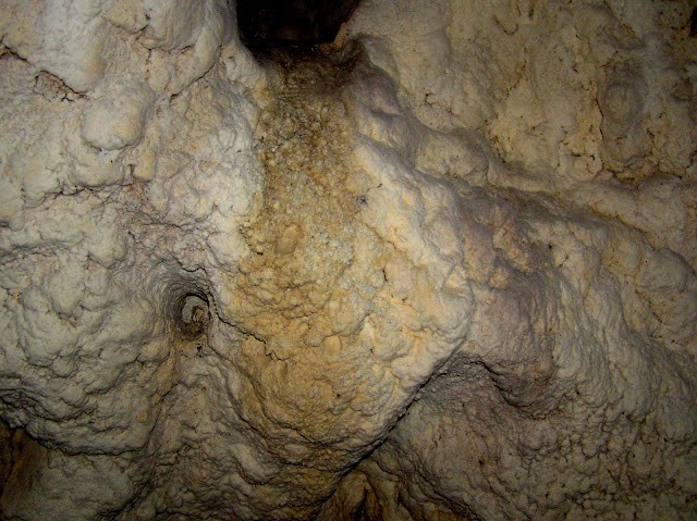 La Grotta del Gesso una meraviglia nel Parco Regionale del Matese