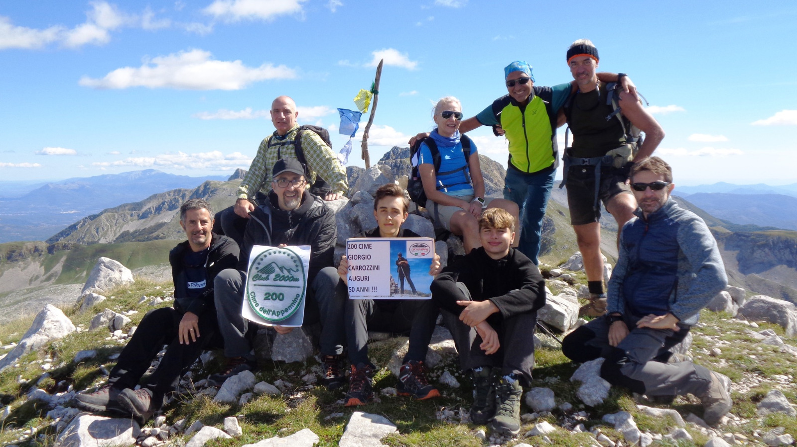 Festeggiare 200 cime con gli amici che contano